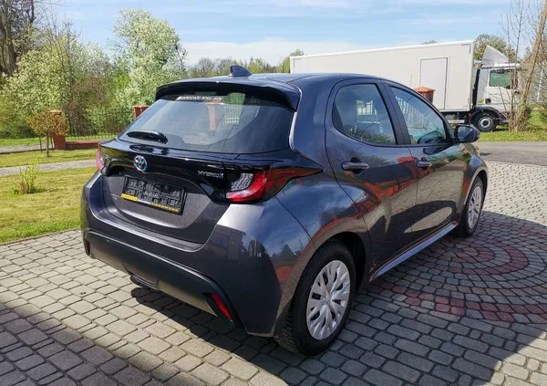 toyota Toyota Yaris cena 54000 przebieg: 67000, rok produkcji 2022 z Skoczów